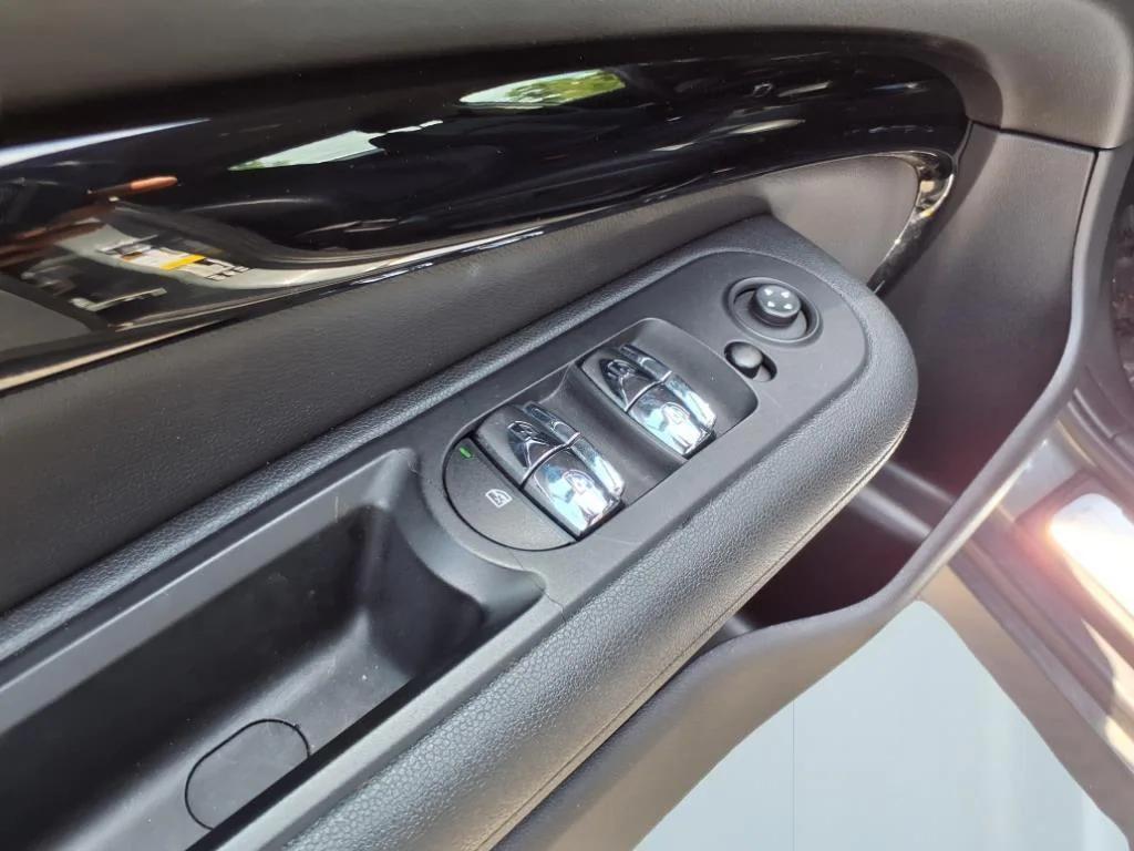 used 2022 MINI Clubman car, priced at $17,995