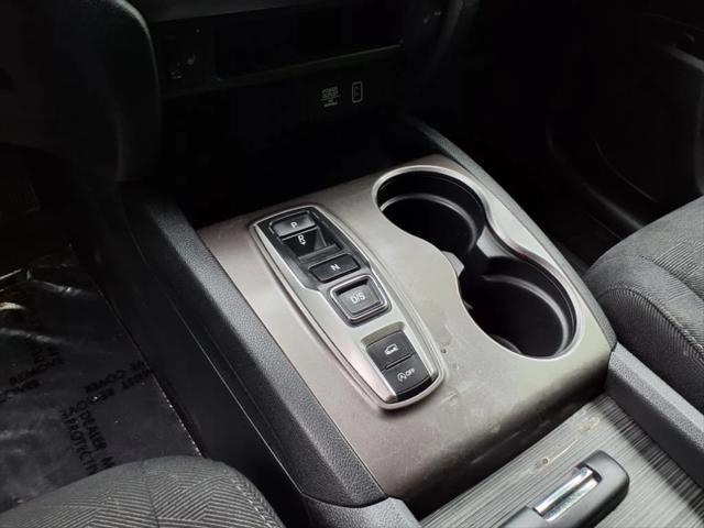 used 2022 Honda Pilot car, priced at $26,995