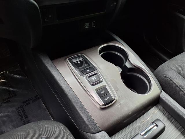 used 2022 Honda Pilot car, priced at $25,995