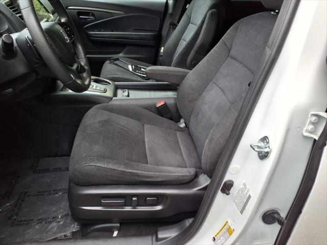 used 2022 Honda Pilot car, priced at $25,995