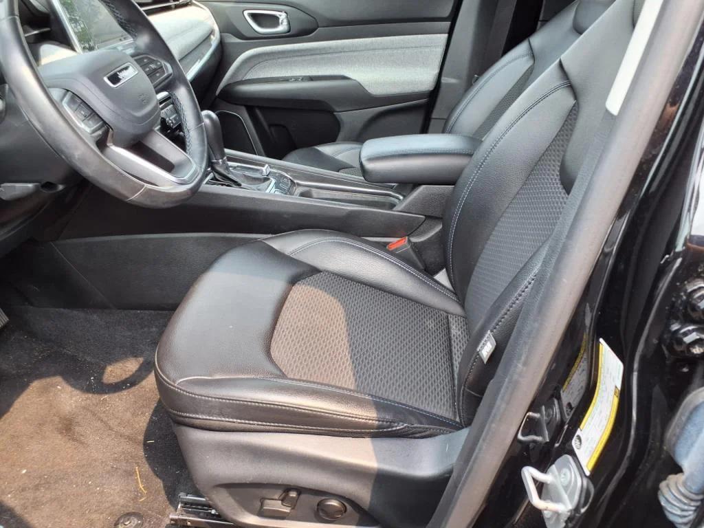 used 2022 Jeep Compass car, priced at $17,995