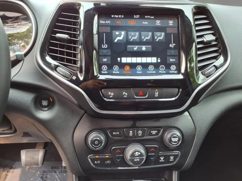 used 2021 Jeep Cherokee car, priced at $22,295