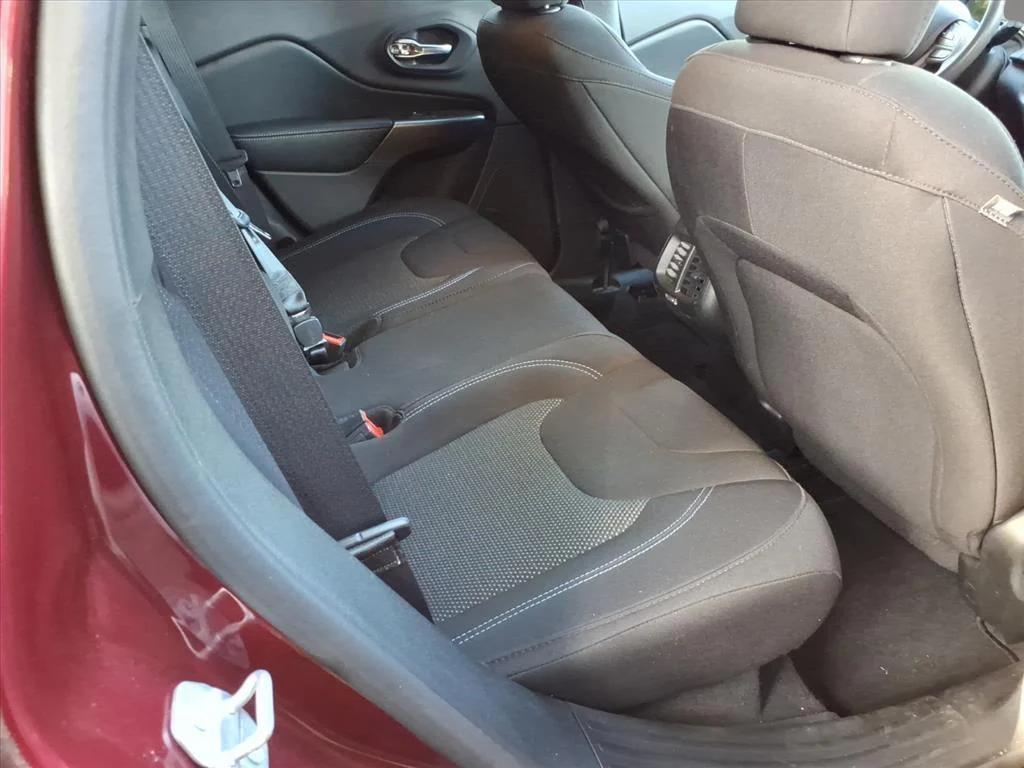 used 2019 Jeep Cherokee car, priced at $14,995