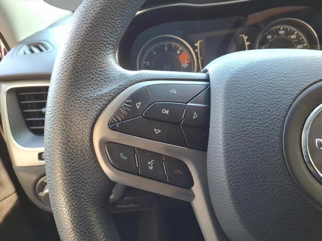 used 2019 Jeep Cherokee car, priced at $14,995