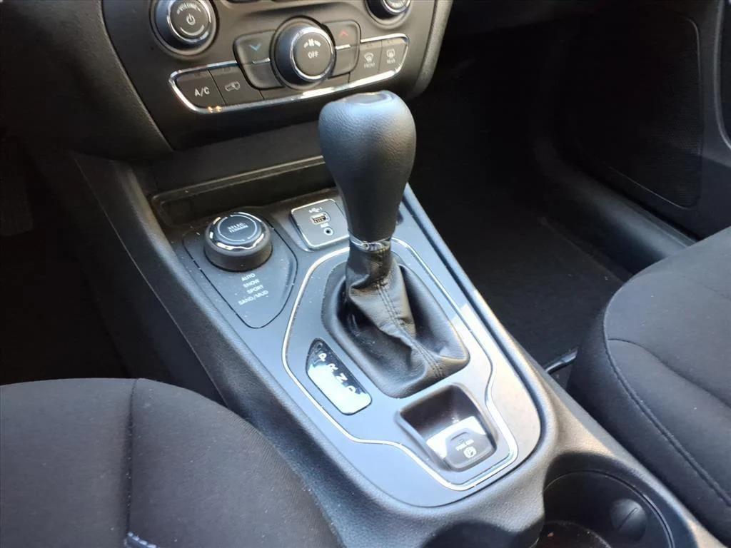 used 2019 Jeep Cherokee car, priced at $14,995