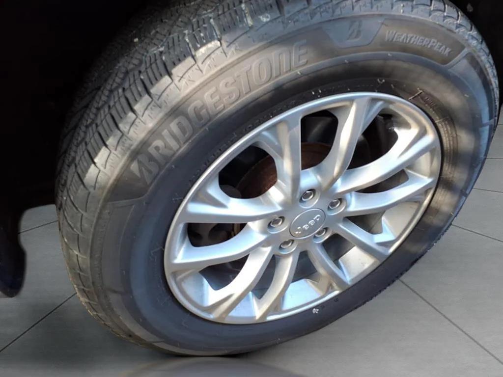 used 2019 Jeep Cherokee car, priced at $14,995