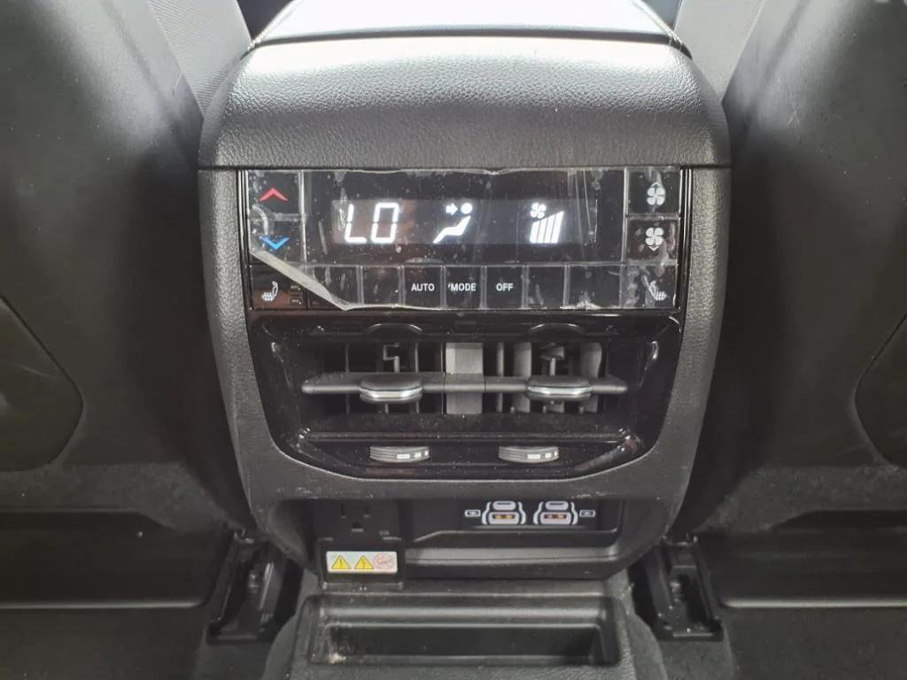 used 2022 Jeep Grand Cherokee L car, priced at $28,995