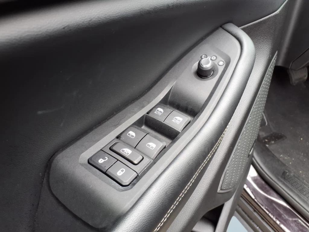 used 2022 Jeep Grand Cherokee L car, priced at $28,995