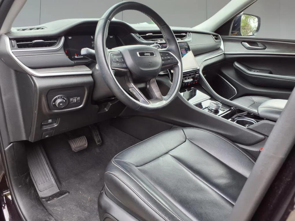 used 2022 Jeep Grand Cherokee L car, priced at $28,995