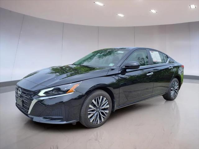 used 2023 Nissan Altima car, priced at $19,995