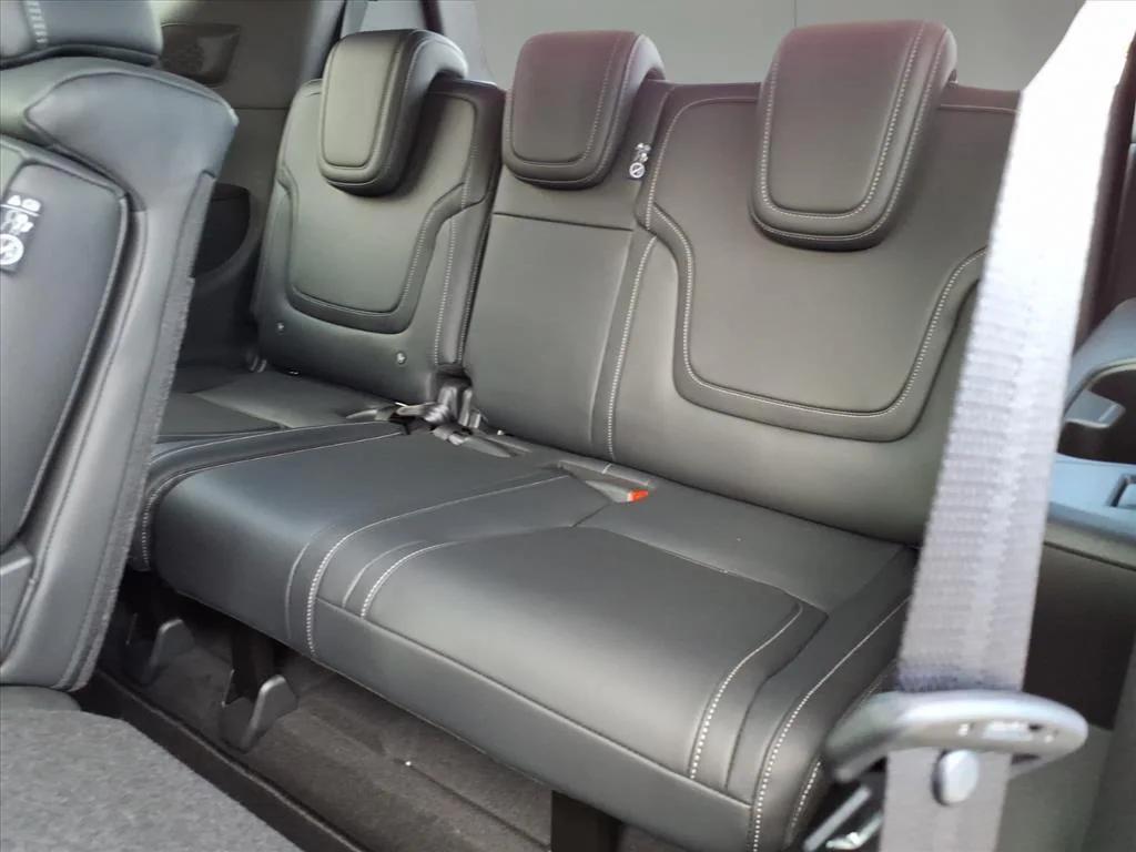 used 2025 Nissan Armada car, priced at $71,995