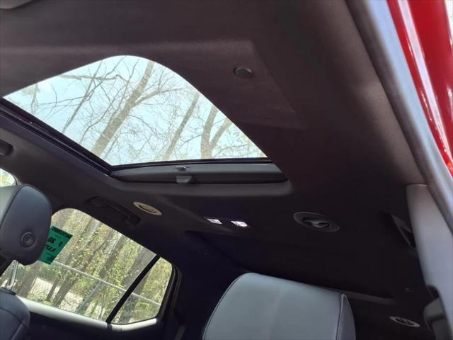 used 2023 Chevrolet Traverse car, priced at $39,995