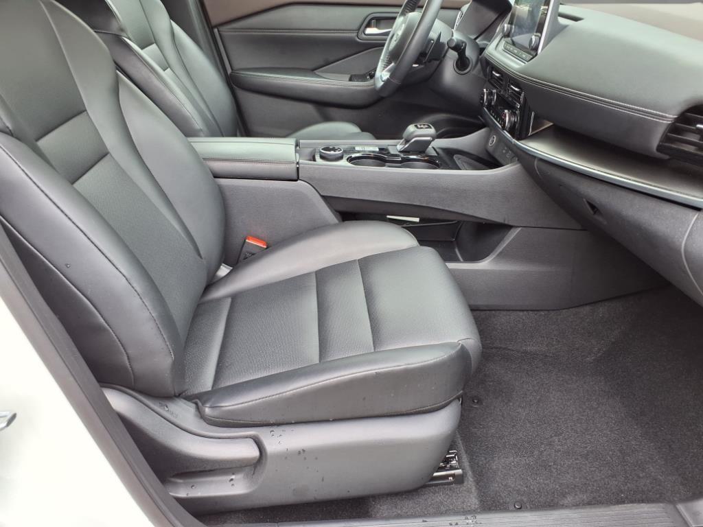 used 2022 Nissan Rogue car, priced at $19,995