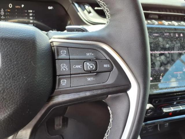 used 2025 Jeep Grand Cherokee car, priced at $32,995