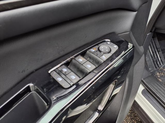 used 2022 Nissan Pathfinder car, priced at $27,995