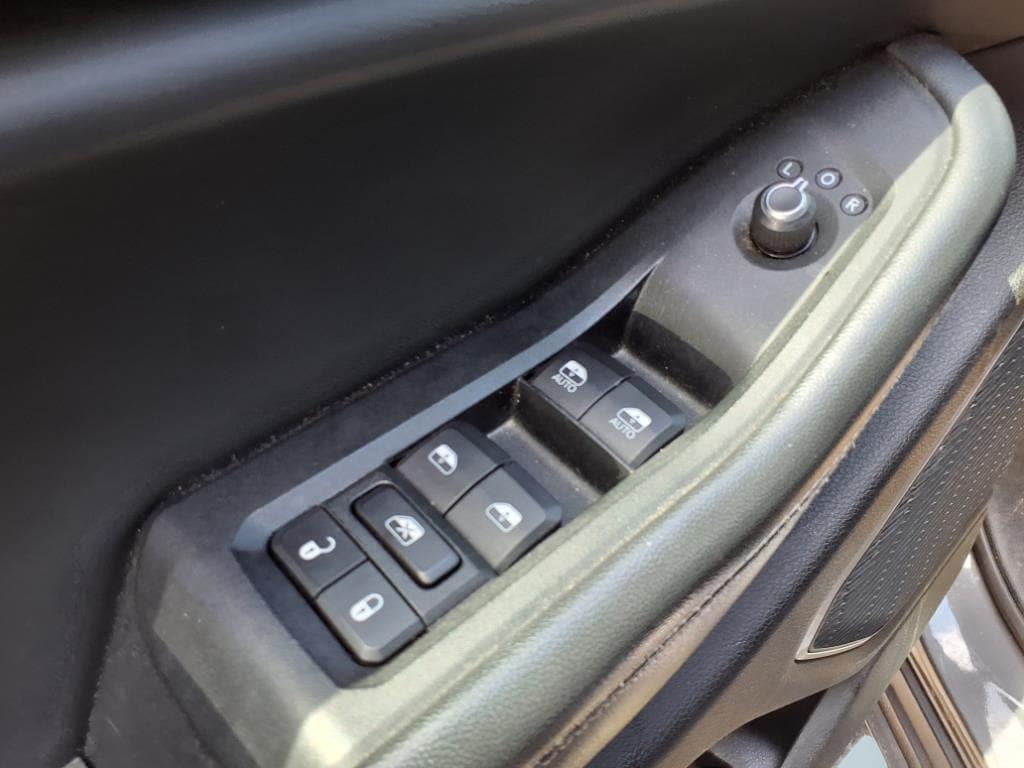 used 2022 Jeep Grand Cherokee L car, priced at $19,995