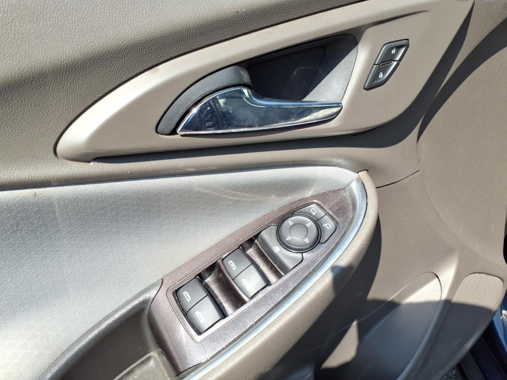 used 2020 Chevrolet Malibu car, priced at $14,995