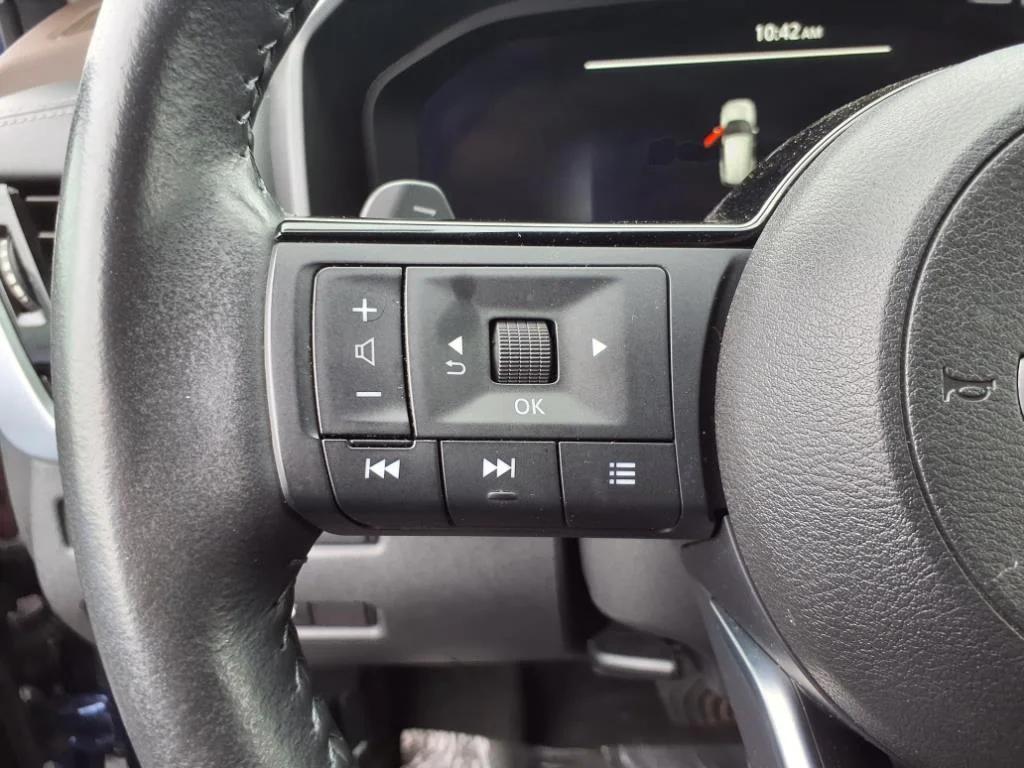 used 2023 Nissan Rogue car, priced at $26,995