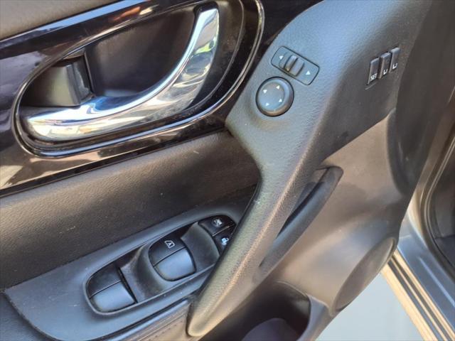 used 2022 Nissan Rogue Sport car, priced at $17,995