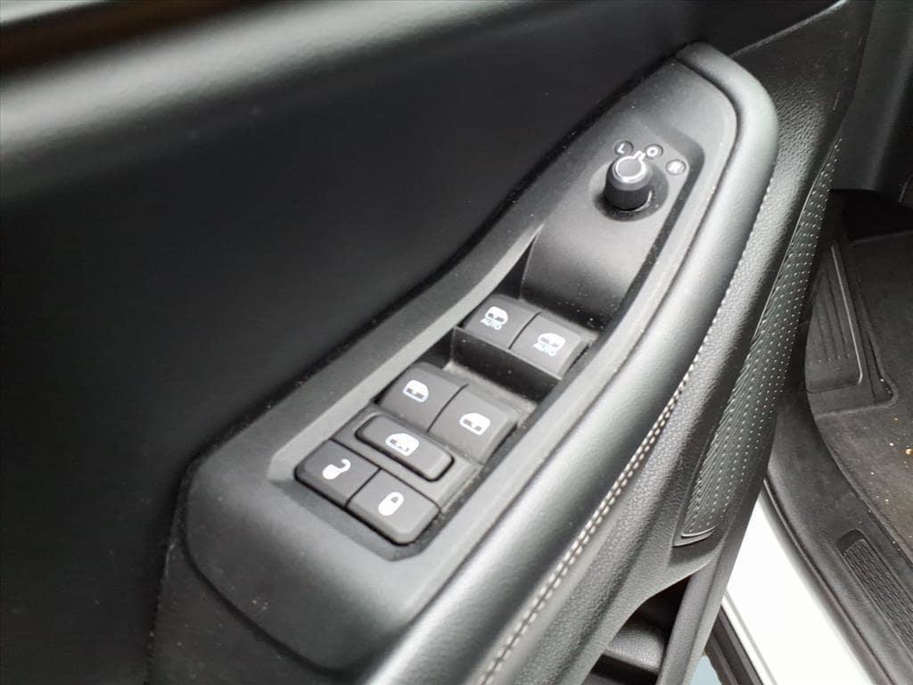 used 2024 Jeep Grand Cherokee L car, priced at $28,995
