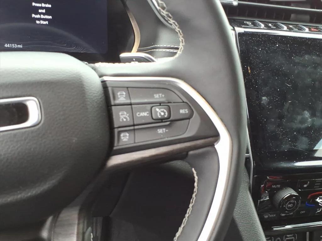 used 2024 Jeep Grand Cherokee L car, priced at $28,995