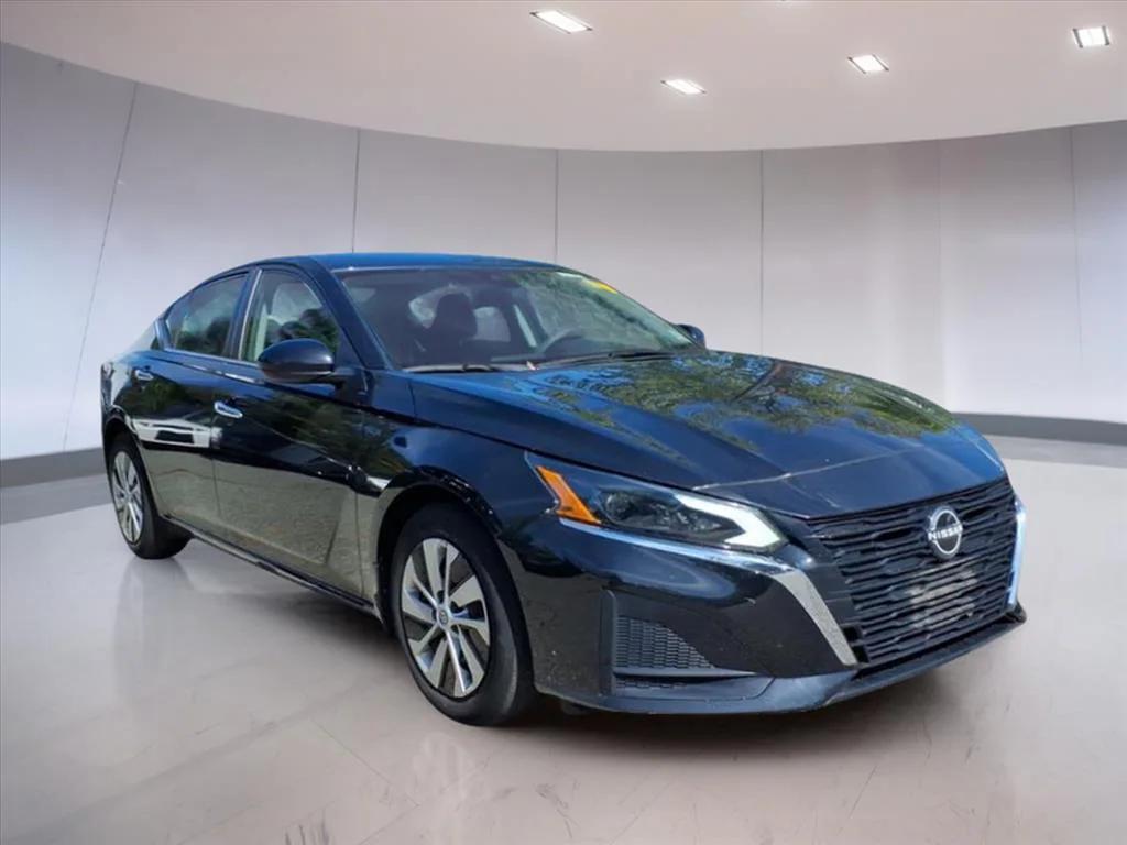 used 2023 Nissan Altima car, priced at $16,495