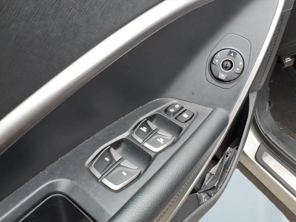 used 2015 Hyundai Santa Fe Sport car, priced at $11,995