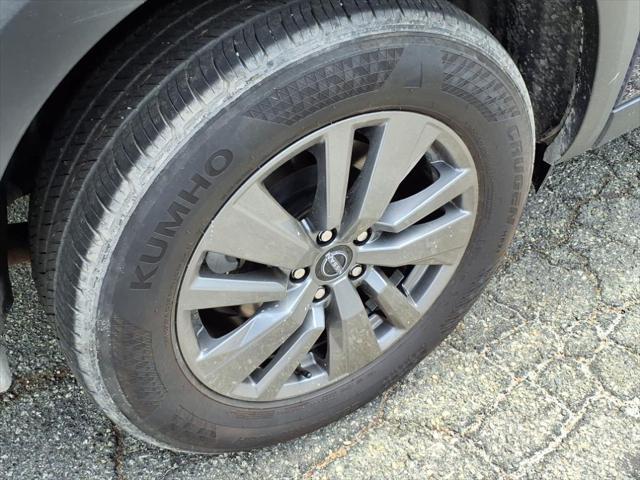 used 2024 Nissan Pathfinder car, priced at $31,995