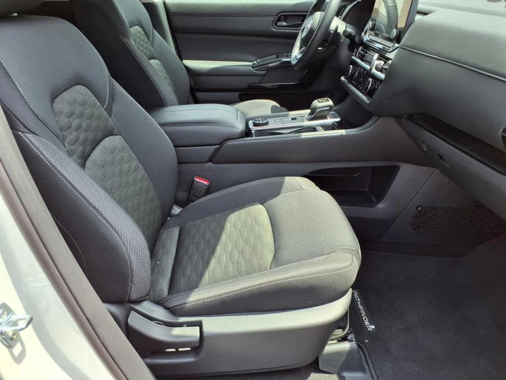 used 2024 Nissan Pathfinder car, priced at $29,995
