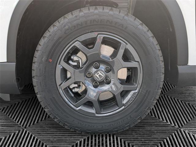 new 2025 Honda Pilot car, priced at $51,830