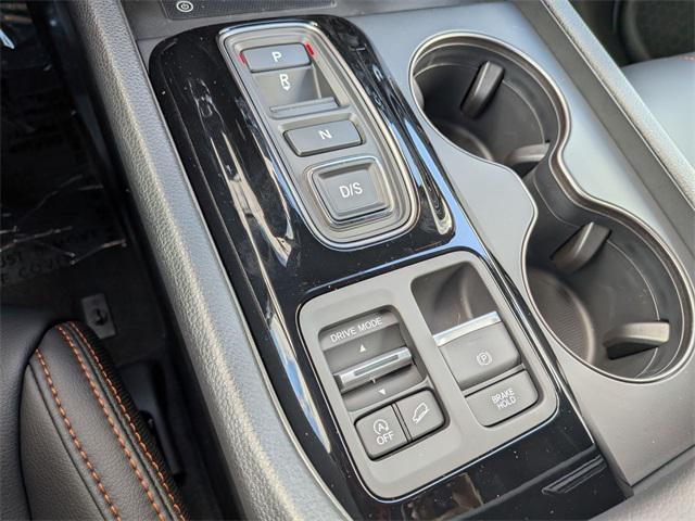 new 2025 Honda Pilot car, priced at $51,830