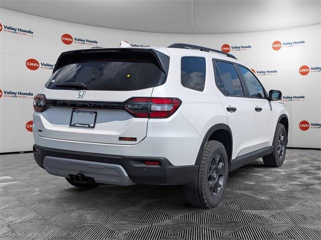 new 2025 Honda Pilot car, priced at $51,830