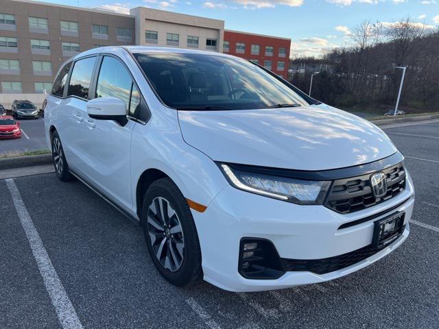 used 2025 Honda Odyssey car, priced at $41,998