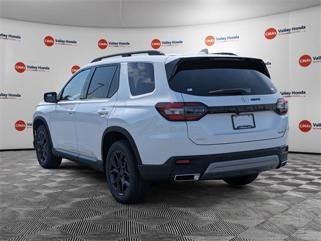 new 2025 Honda Pilot car, priced at $53,450