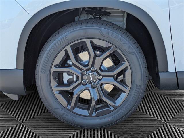 new 2025 Honda Pilot car, priced at $53,405