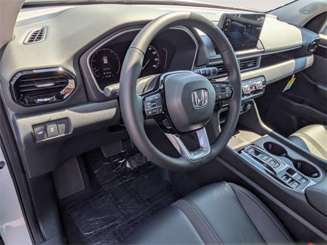 new 2025 Honda Pilot car, priced at $53,405