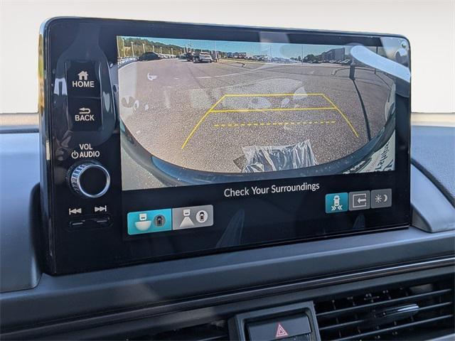 new 2025 Honda Pilot car, priced at $51,375