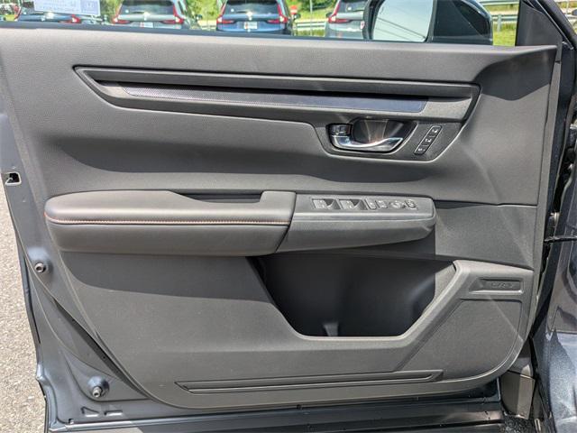 new 2025 Honda CR-V Hybrid car, priced at $40,545