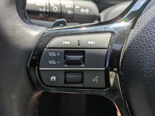 used 2025 Honda Pilot car, priced at $46,998