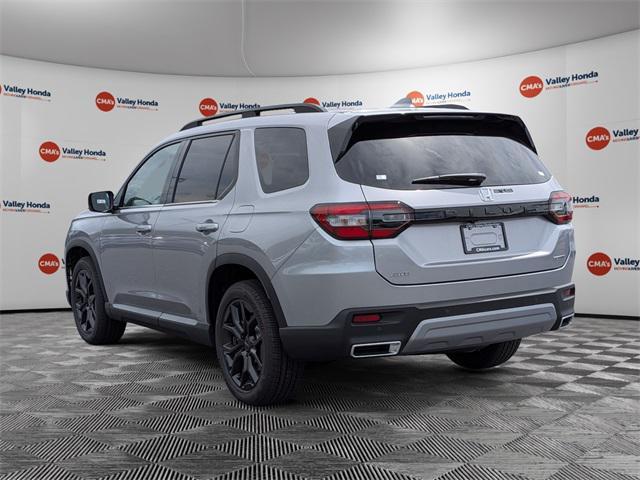 new 2025 Honda Pilot car, priced at $52,995