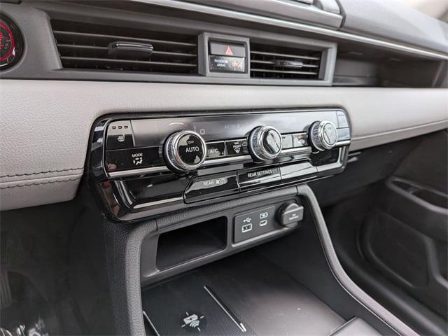 new 2025 Honda Pilot car, priced at $52,995
