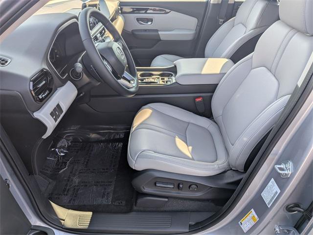new 2025 Honda Pilot car, priced at $52,995