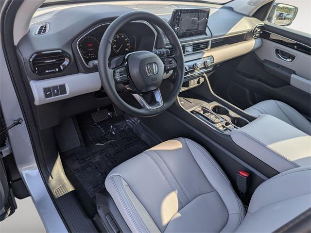 new 2025 Honda Pilot car, priced at $52,995