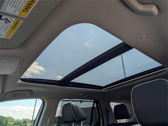 new 2025 Honda Pilot car, priced at $54,985