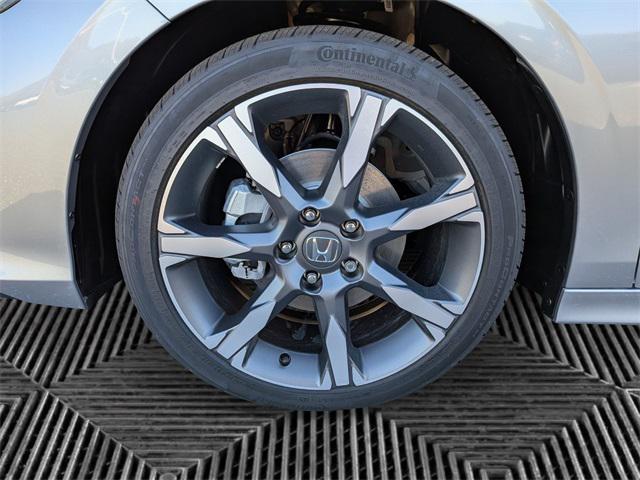 new 2026 Honda Civic Hybrid car, priced at $33,490