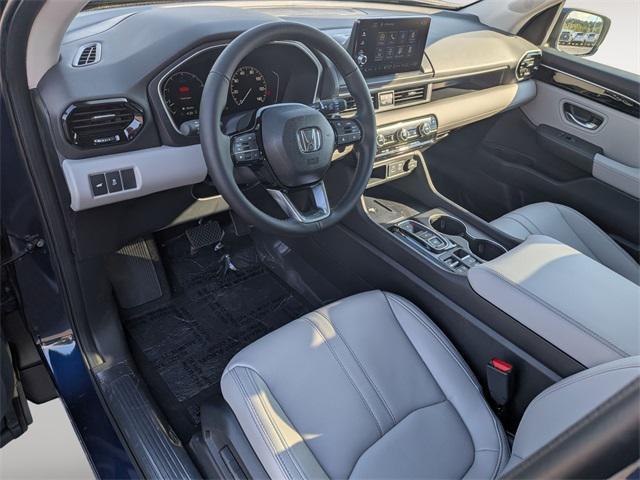 new 2025 Honda Pilot car, priced at $47,095