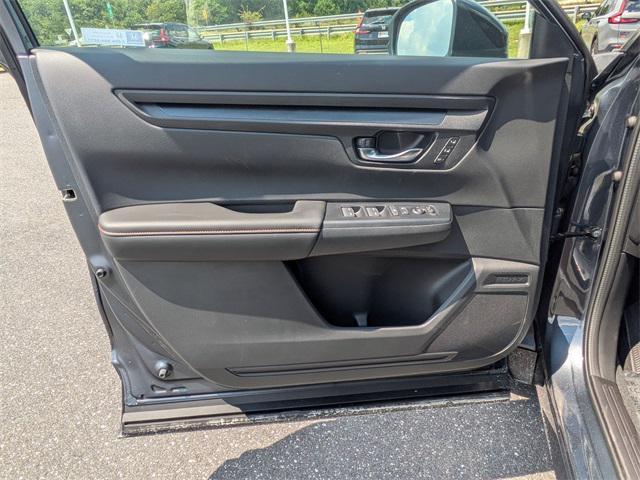 new 2025 Honda CR-V Hybrid car, priced at $40,545