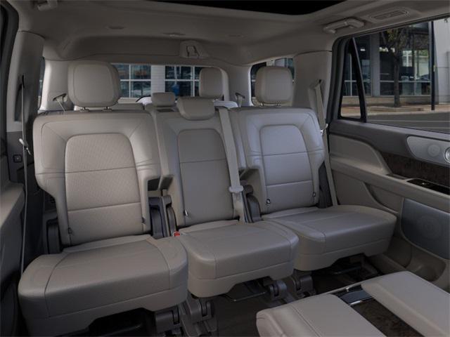 new 2024 Lincoln Navigator car, priced at $95,768