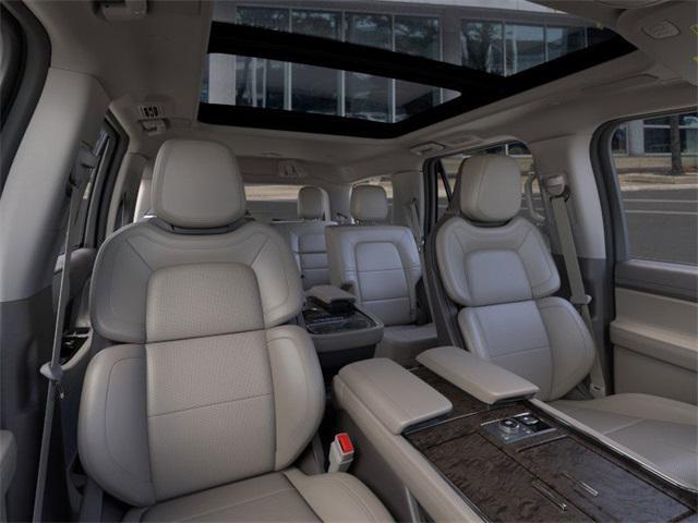 new 2024 Lincoln Navigator car, priced at $96,419