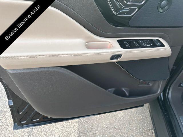 used 2023 Lincoln Aviator car, priced at $47,060